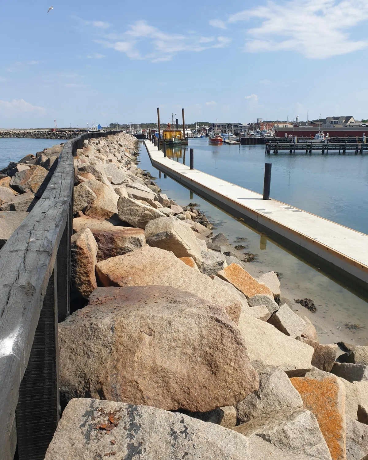 Floating pier at Østerby Harbor